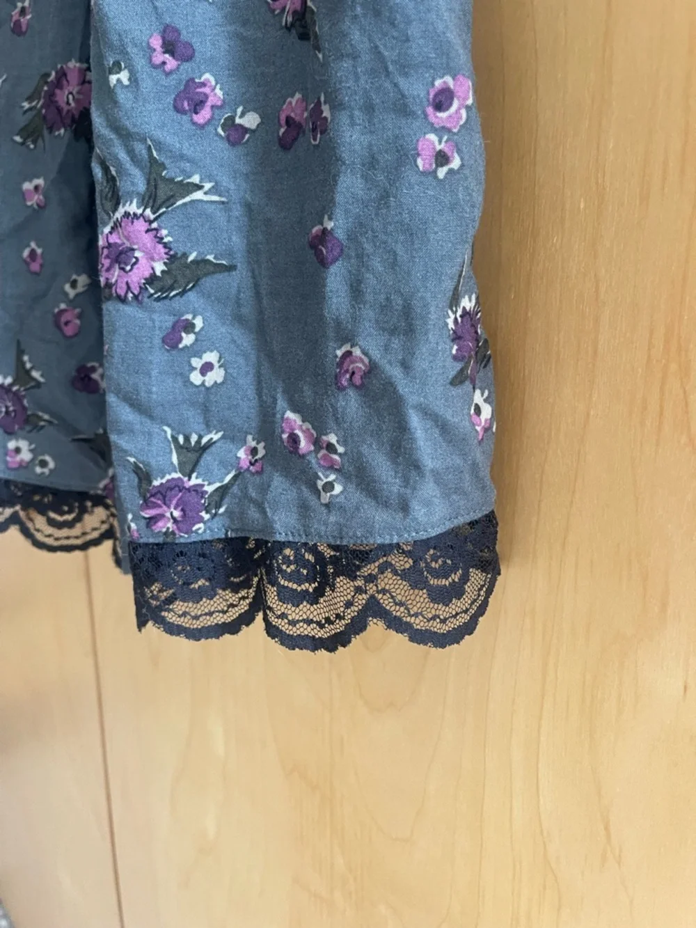 Xhilaration Floral Lace-Back Tank Dress in Slate Gray with Purple Flowers - Picture 5 of 7